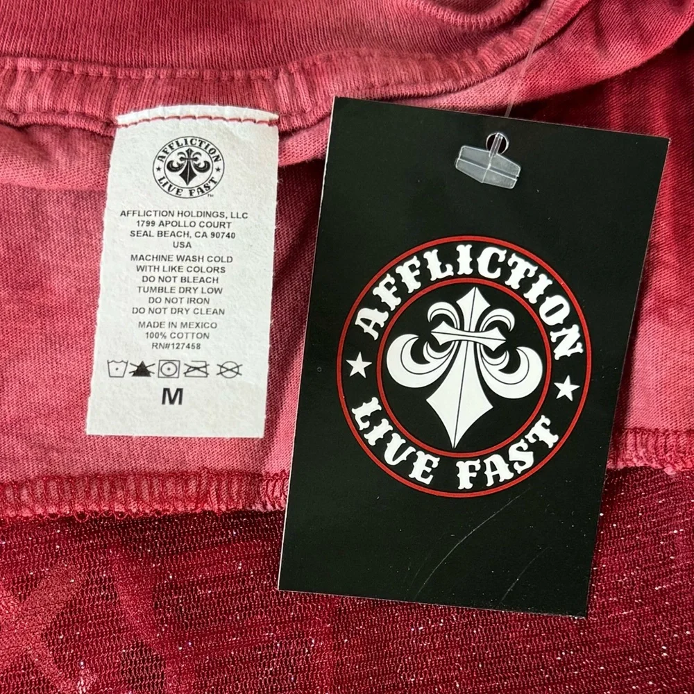 Affliction Praise Wings Women’s Graphic Short Sleeve T-Shirt -NWT - Picture 8 of 8